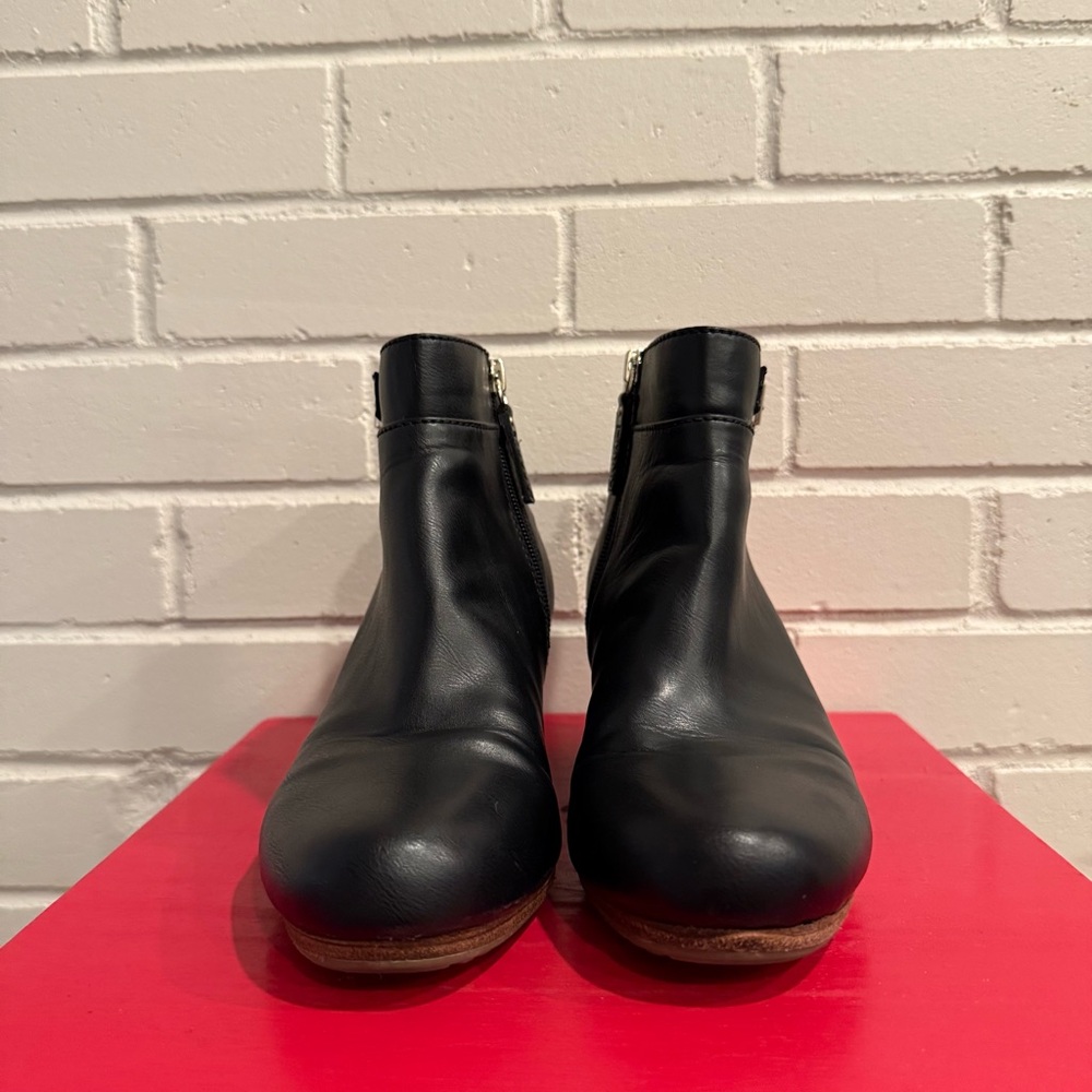 Dr. Scholl's Black Ankle Boots